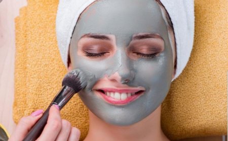 Чем полезна маска из голубой глины для лица и волос