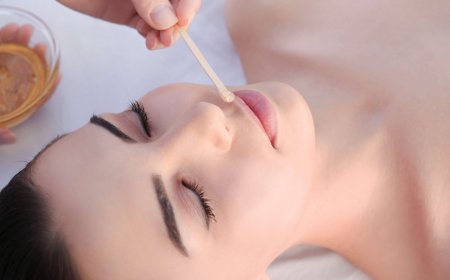 Удаление усиков на лице: способы решения деликатной проблемы
