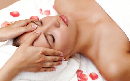 Косметический массаж лица: простой способ вернуть коже тонус