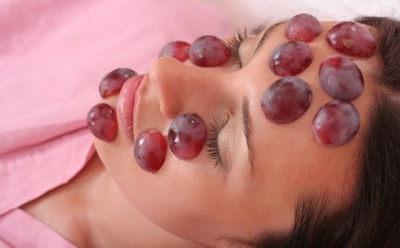 Эффективная домашняя виноградная маска для зрелой кожи