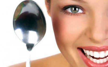 Массаж лица серебряной ложкой