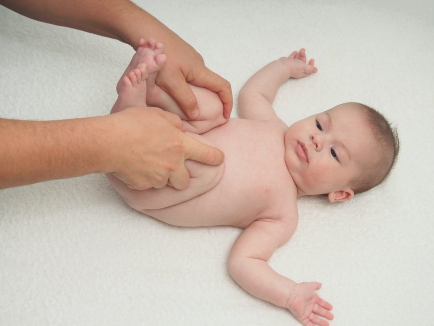 Массаж для новорожденных при запорах: важные нюансы