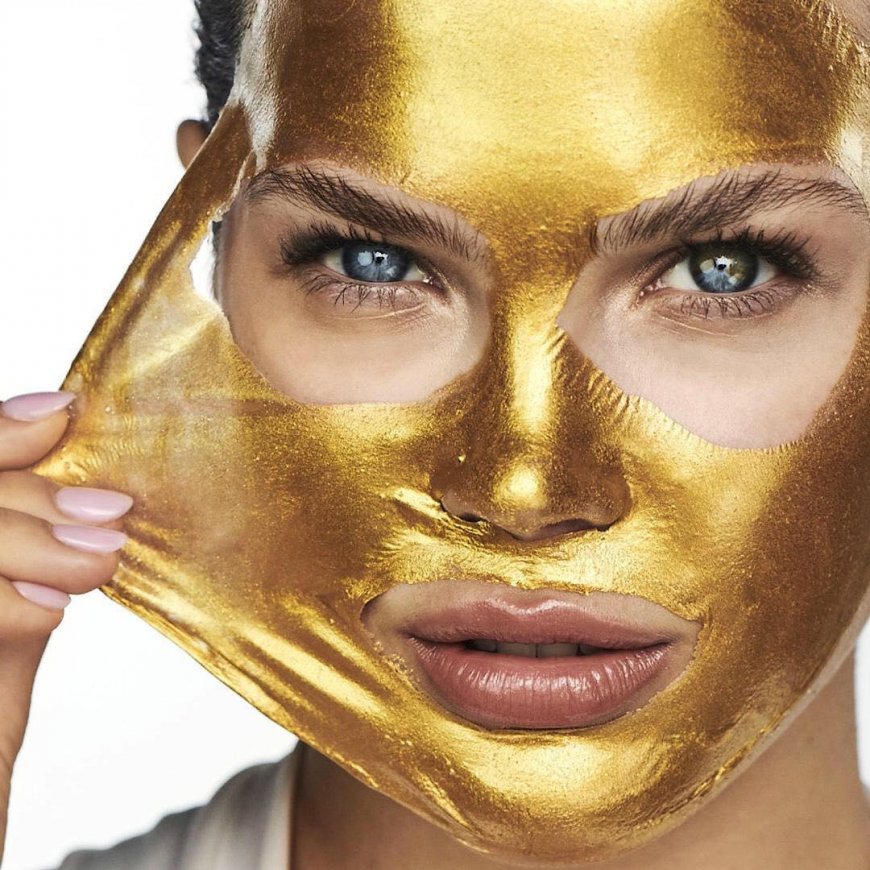 Золотая маска для лица — секретный козырь всех моделей