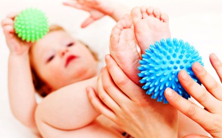 Зачем покупать массажный мячик для ребенка?