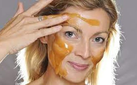 Мёд для лица – незаменимое средство по уходу за кожей