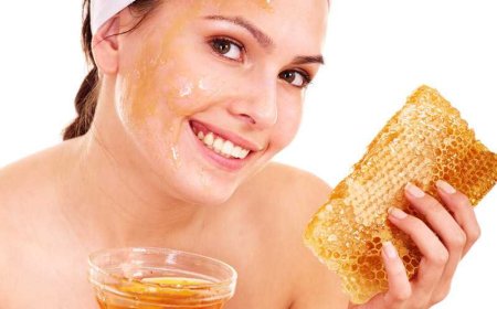 Мёд для лица – незаменимое средство по уходу за кожей