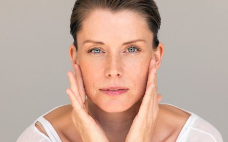 Правила ухода за кожей лица женщинам после 40 лет