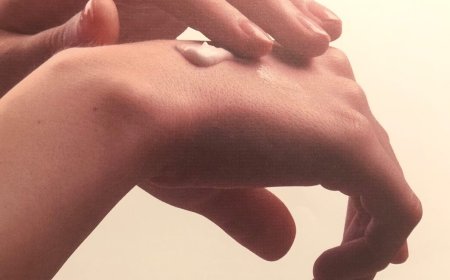 Маска с касторовым маслом, которая поможет рукам стать гладкими и нежными