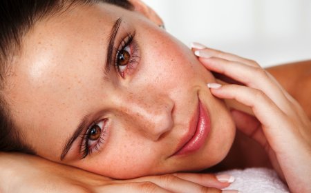 Как правильно ухаживать за кожей лица в жаркую погоду