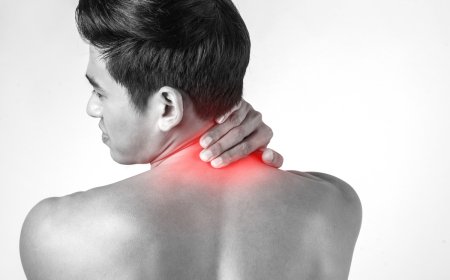 Раздражающая боль в шее.Как изменить осанку