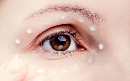 Как сохранить кожу вокруг глаз