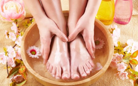 Шагай с комфортом: идеи для создания домашних ванночек для ног