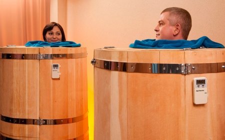 Кедровая бочка: польза, как проходит процедура и противопоказания.