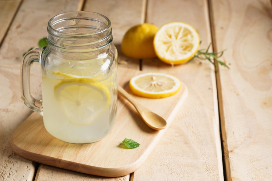 5 преимуществ лимонной воды